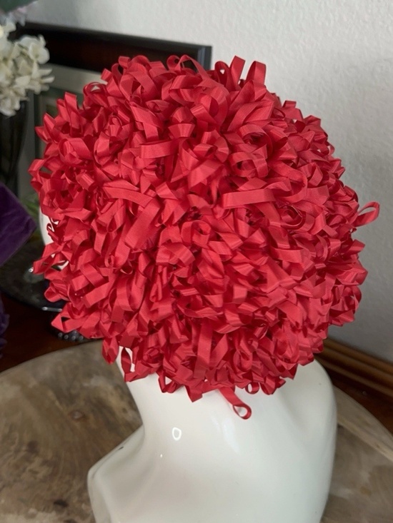 Joseph Magnin Red Ribbon Hat Ruffled Loop Mid Century Couture Cocktail Hat main image 10